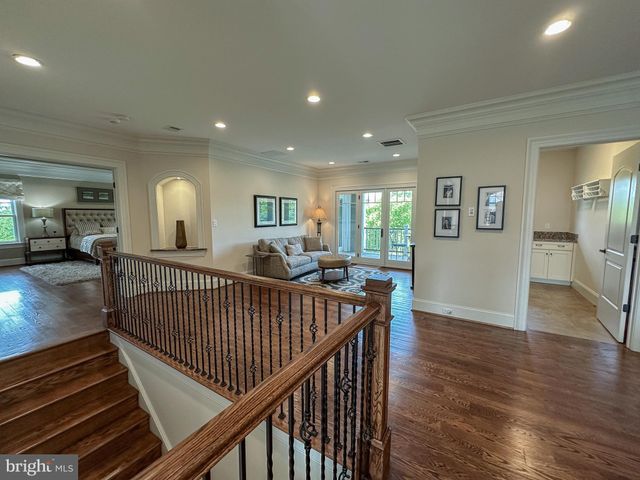 $2,625,000 | 6526 Chesterfield Avenue, McLean, VA 22101