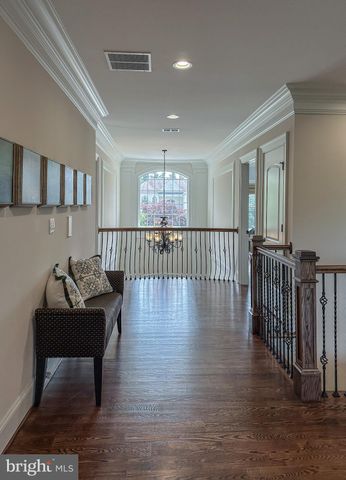 $2,625,000 | 6526 Chesterfield Avenue, McLean, VA 22101