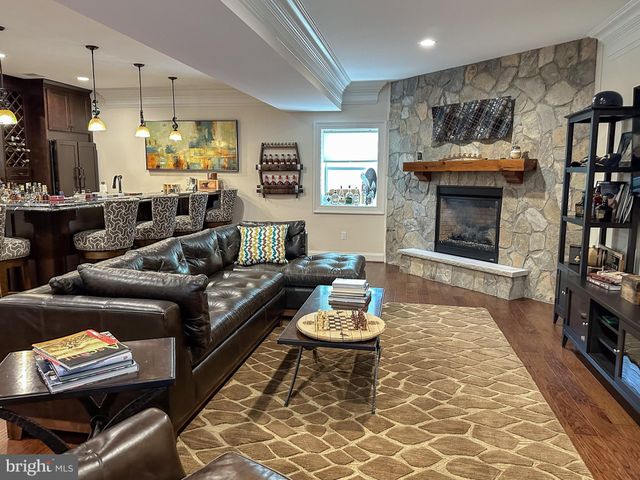 $2,625,000 | 6526 Chesterfield Avenue, McLean, VA 22101