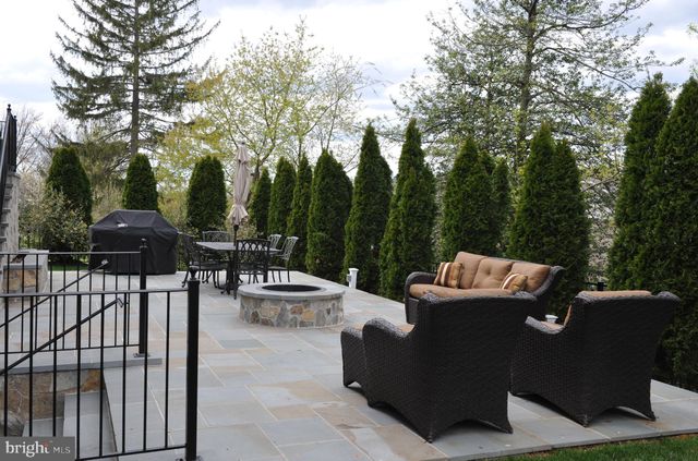 $2,625,000 | 6526 Chesterfield Avenue, McLean, VA 22101