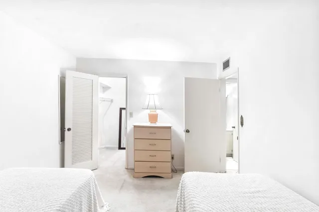 $1,900 | 4500 North Federal Highway, Unit 272H, Lighthouse Point, FL 33064