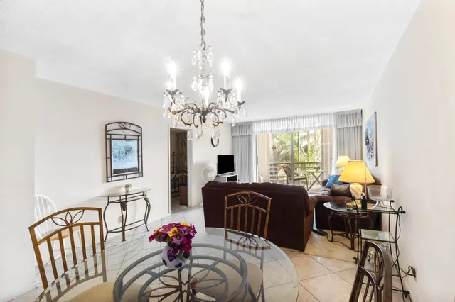 $1,900 | 4500 North Federal Highway, Unit 272H, Lighthouse Point, FL 33064