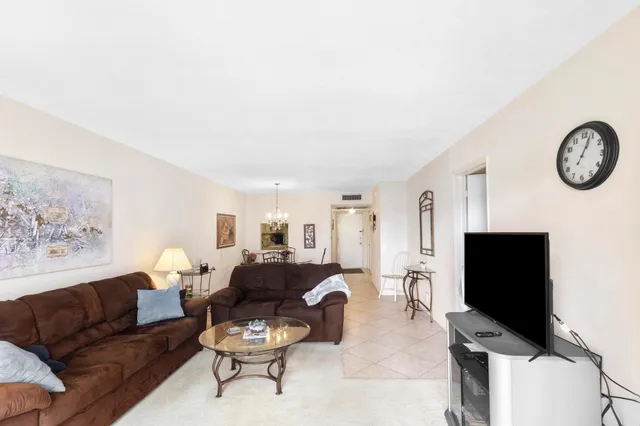 $1,900 | 4500 North Federal Highway, Unit 272H, Lighthouse Point, FL 33064