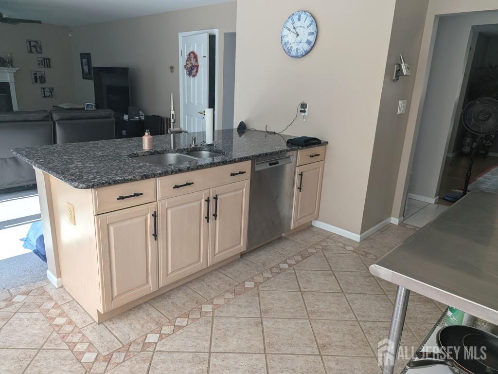 16 Dante Road Monroe Township, NJ 08831 - Photo 15 of 36