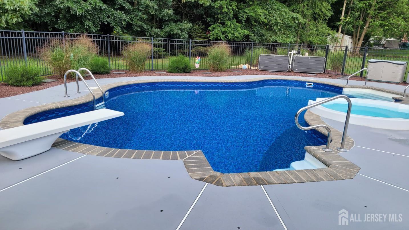 16 Dante Road Monroe Township, NJ 08831 - Photo 24 of 36