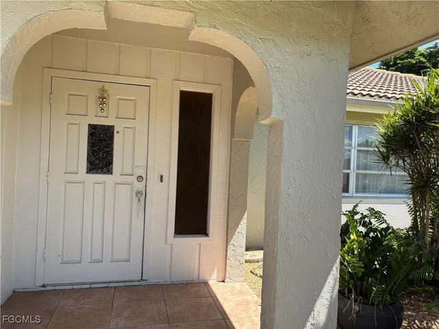 $2,500 | Undisclosed Address, Fort Myers, FL 33919