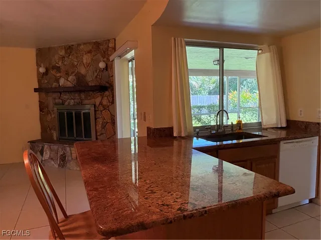 $2,500 | Undisclosed Address, Fort Myers, FL 33919