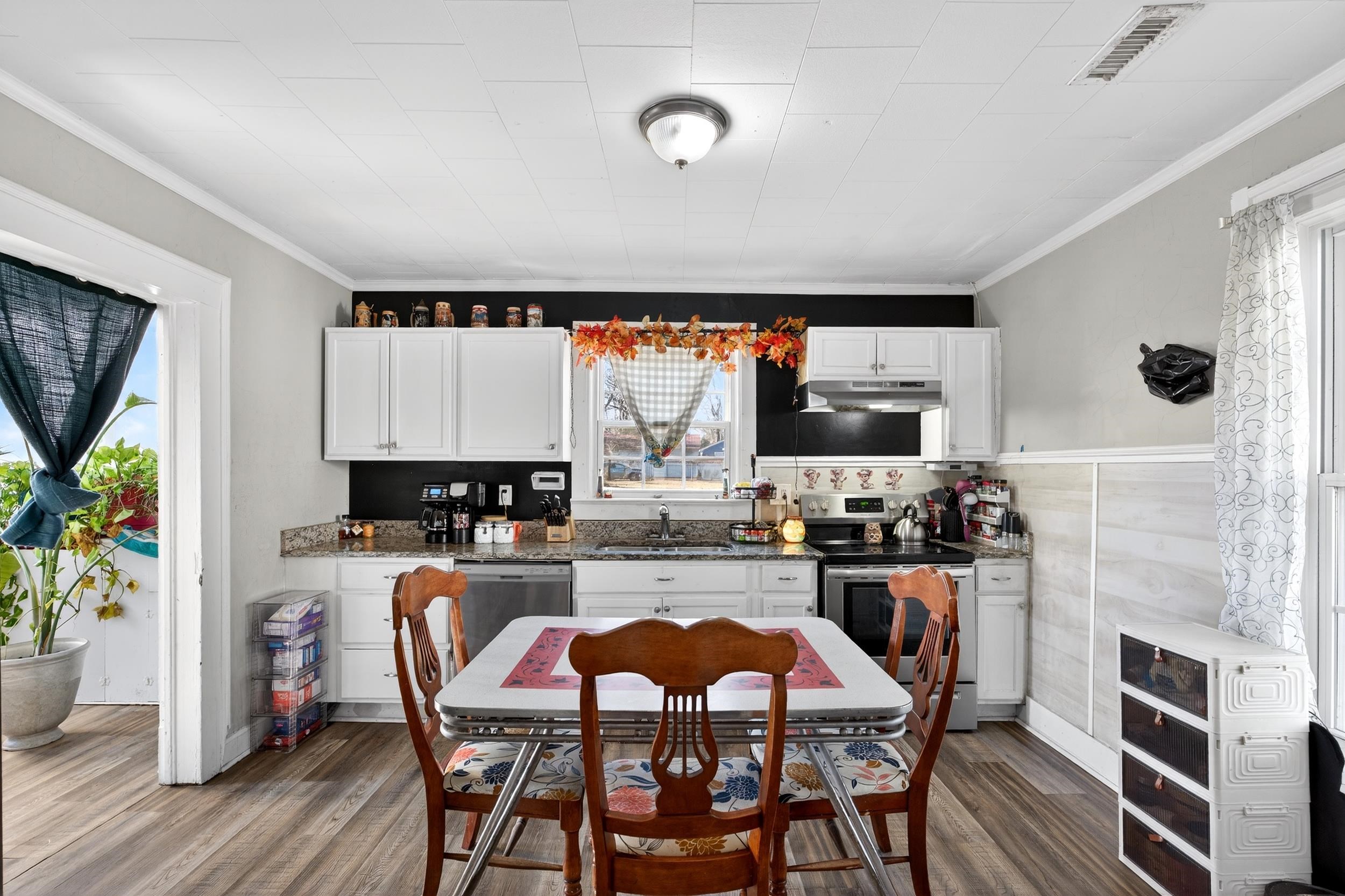 121 Holland Street Gaffney, SC 29341 - Photo 18 of 37