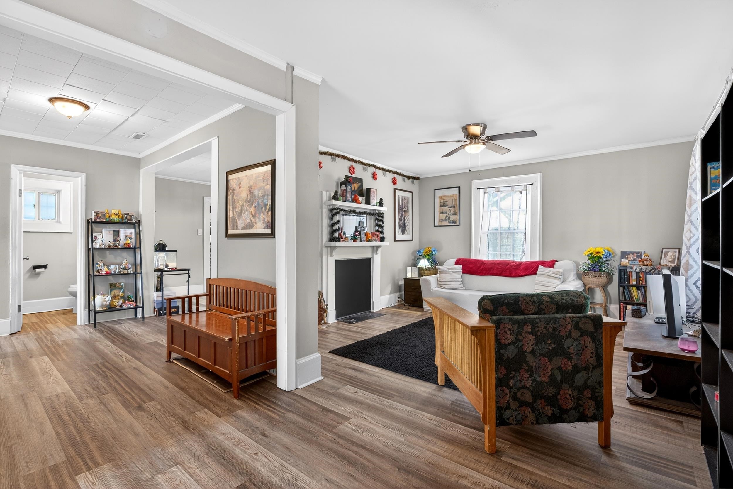 121 Holland Street Gaffney, SC 29341 - Photo 5 of 37