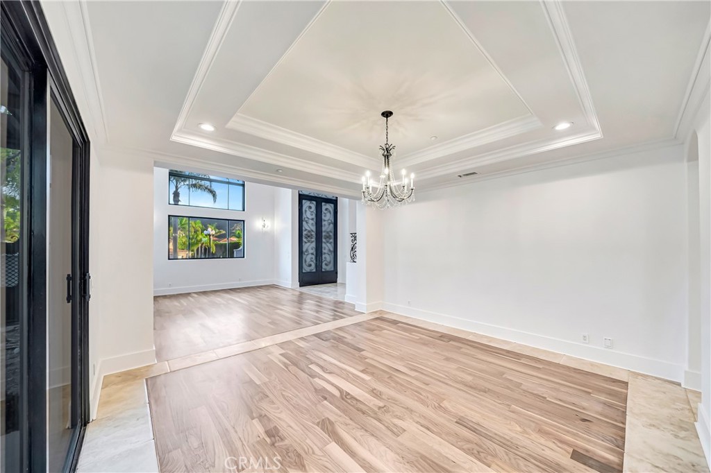 4165 Elm View Encino, CA 91316 - Photo 14 of 49 wooden floor in an empty room with a window