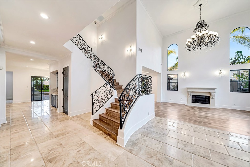 4165 Elm View Encino, CA 91316 - Photo 5 of 49 a view of entryway and hall