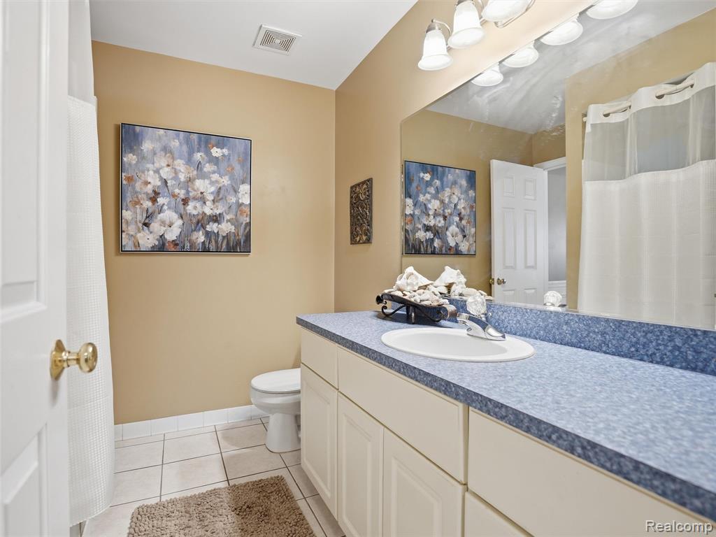 52088 Southview Ridge Macomb, MI 48042 - Photo 34 of 49