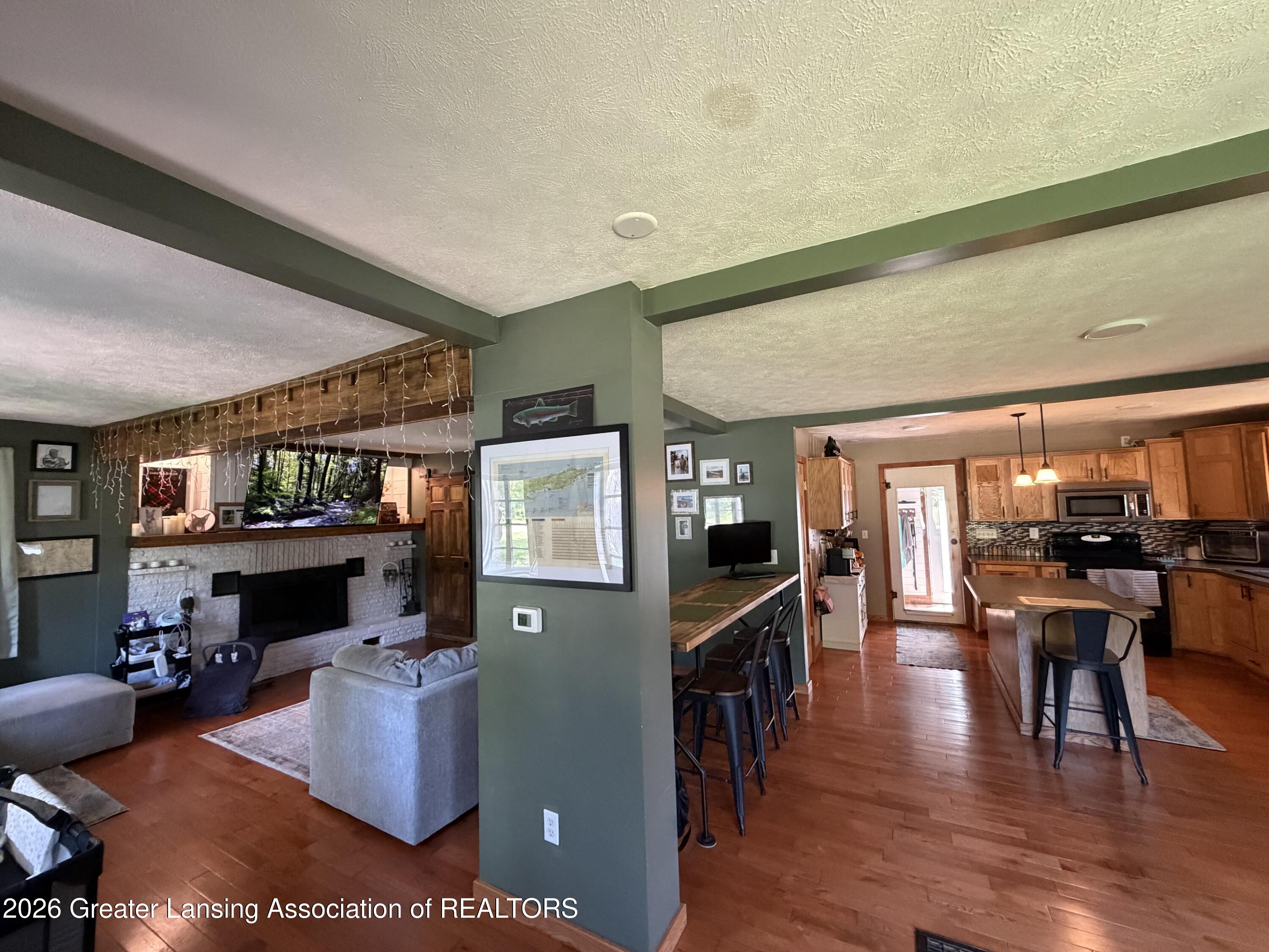 5429 South Waverly Road Lansing, MI 48911 - Photo 11 of 39 IMG_1362