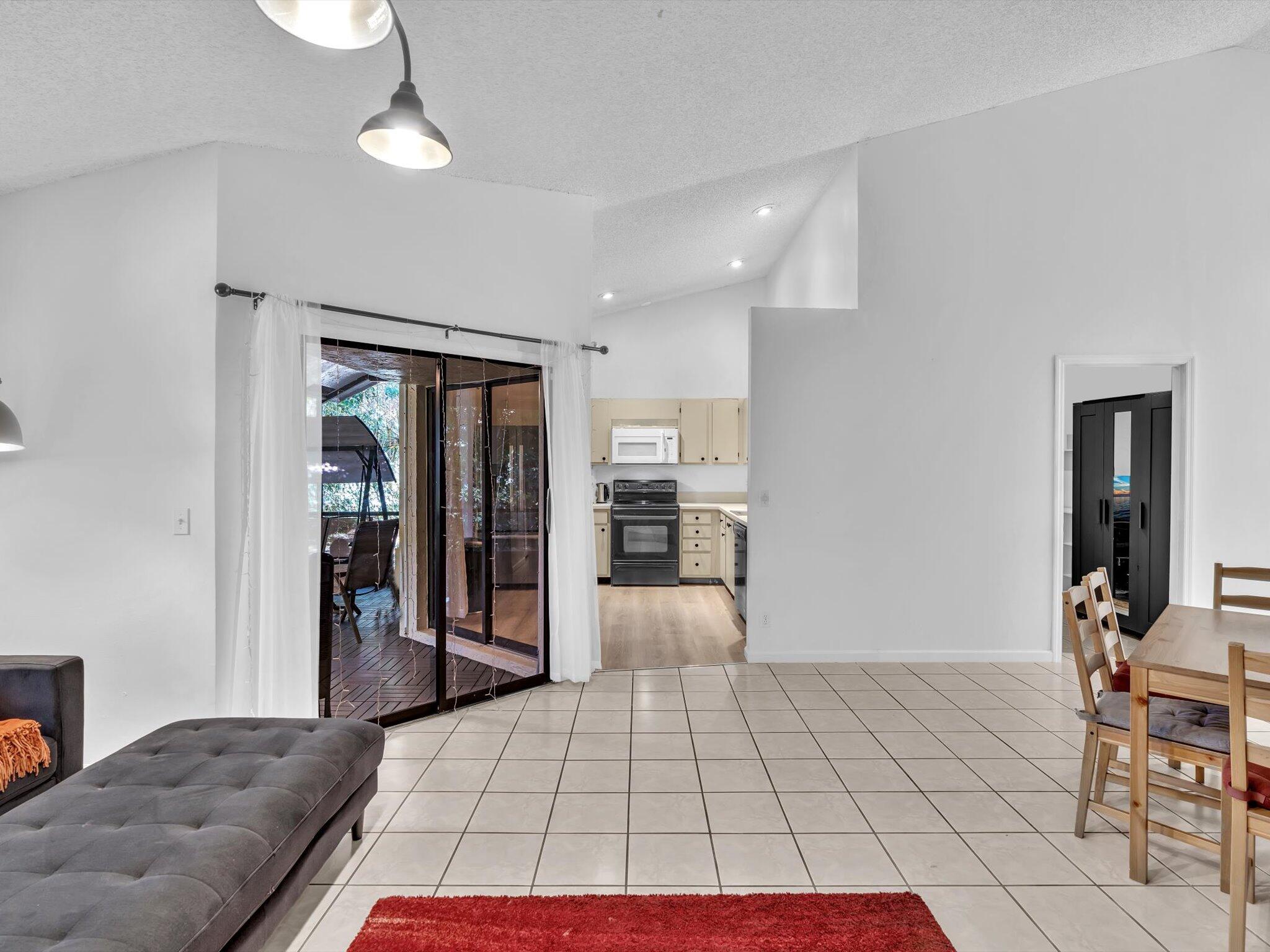 9320 Ketay Circle Boca Raton, FL 33428 - Photo 15 of 30 28-DSC00491
