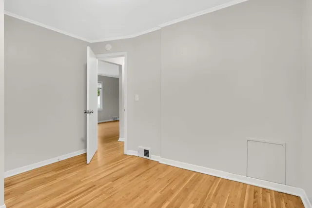 $2,100 | 2336 Ives Lane North, Plymouth, MN 55441