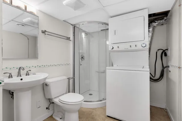 $2,100 | 2336 Ives Lane North, Plymouth, MN 55441