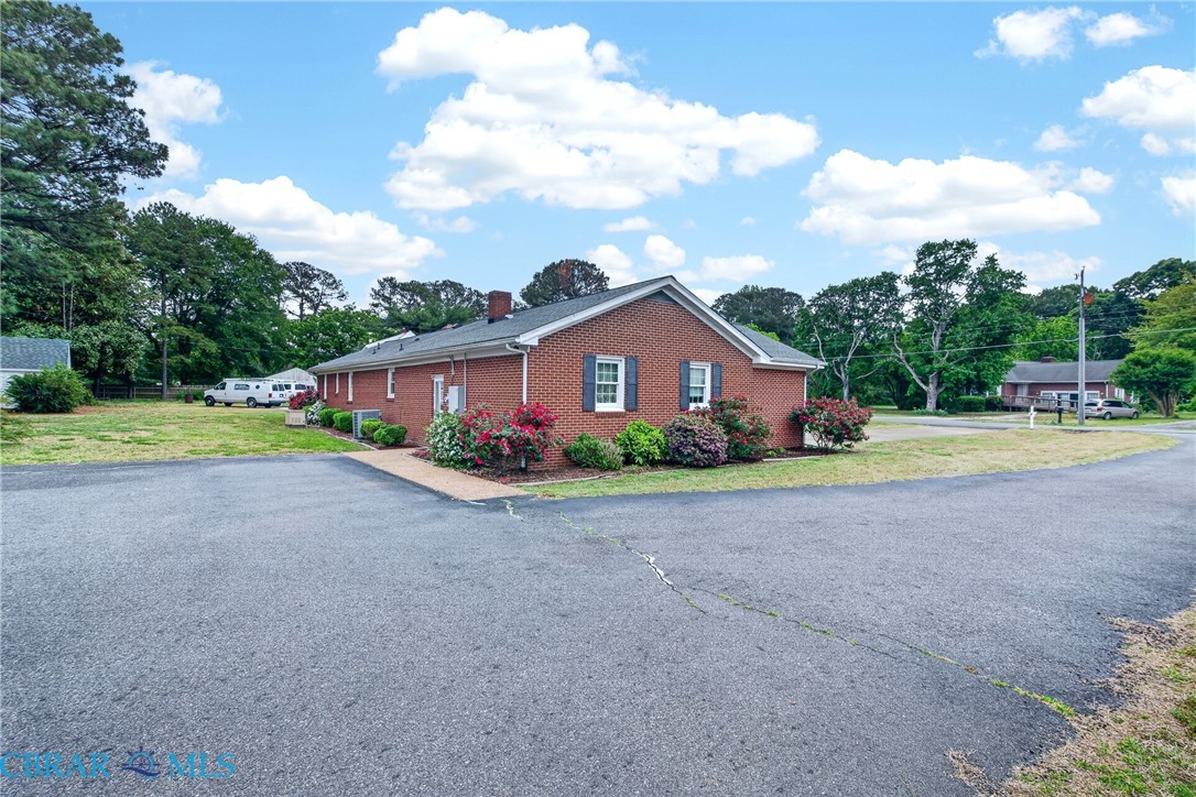 6743 Williams Landing Road Hayes, VA 23072 - Photo 35 of 45