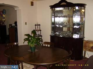 5240 Westford Road Philadelphia, PA 19120 - Photo 3 of 6 Gallery Image 3
