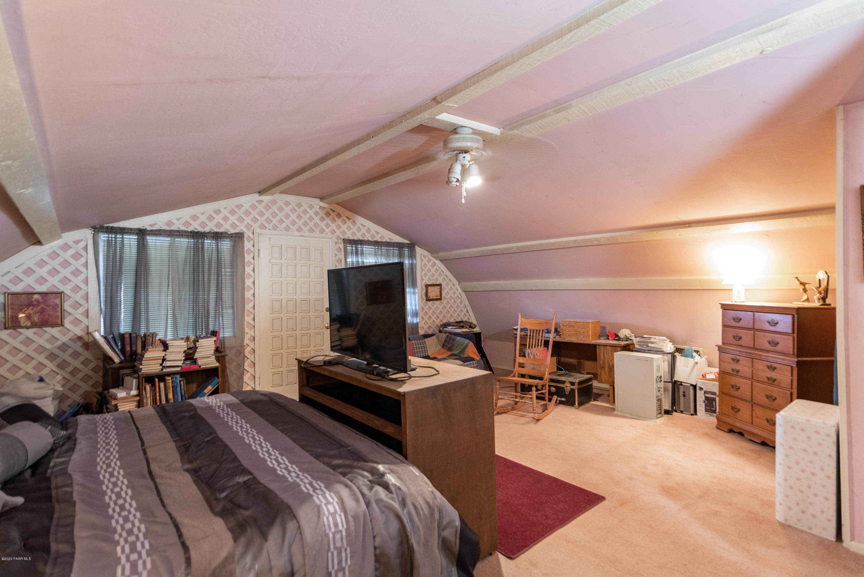 6373 South Country Road Mayer, AZ 86333 - Photo 22 of 38 Loft/Master Bedroom