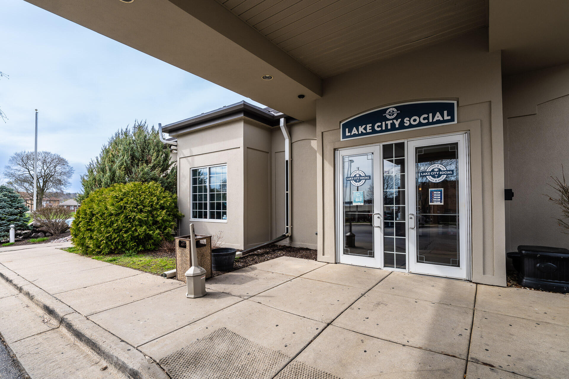 111 Center Street, Unit 403 Lake Geneva, WI 53147 - Photo 28 of 29 Lake City Social, On-Site Restaurant