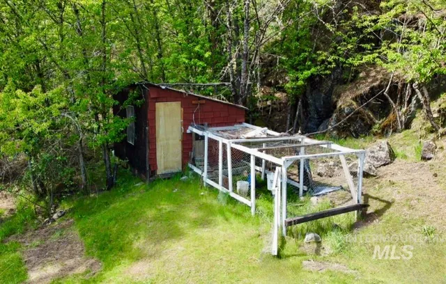 $374,900 | 250 Hill Road, Orofino, ID 83544