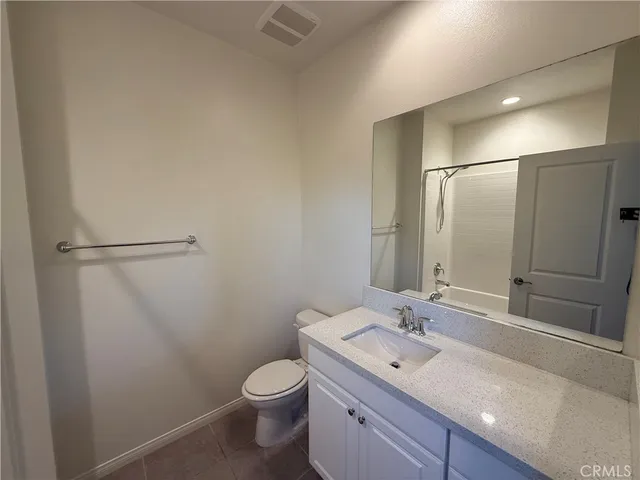 a view of an entrance door of the house