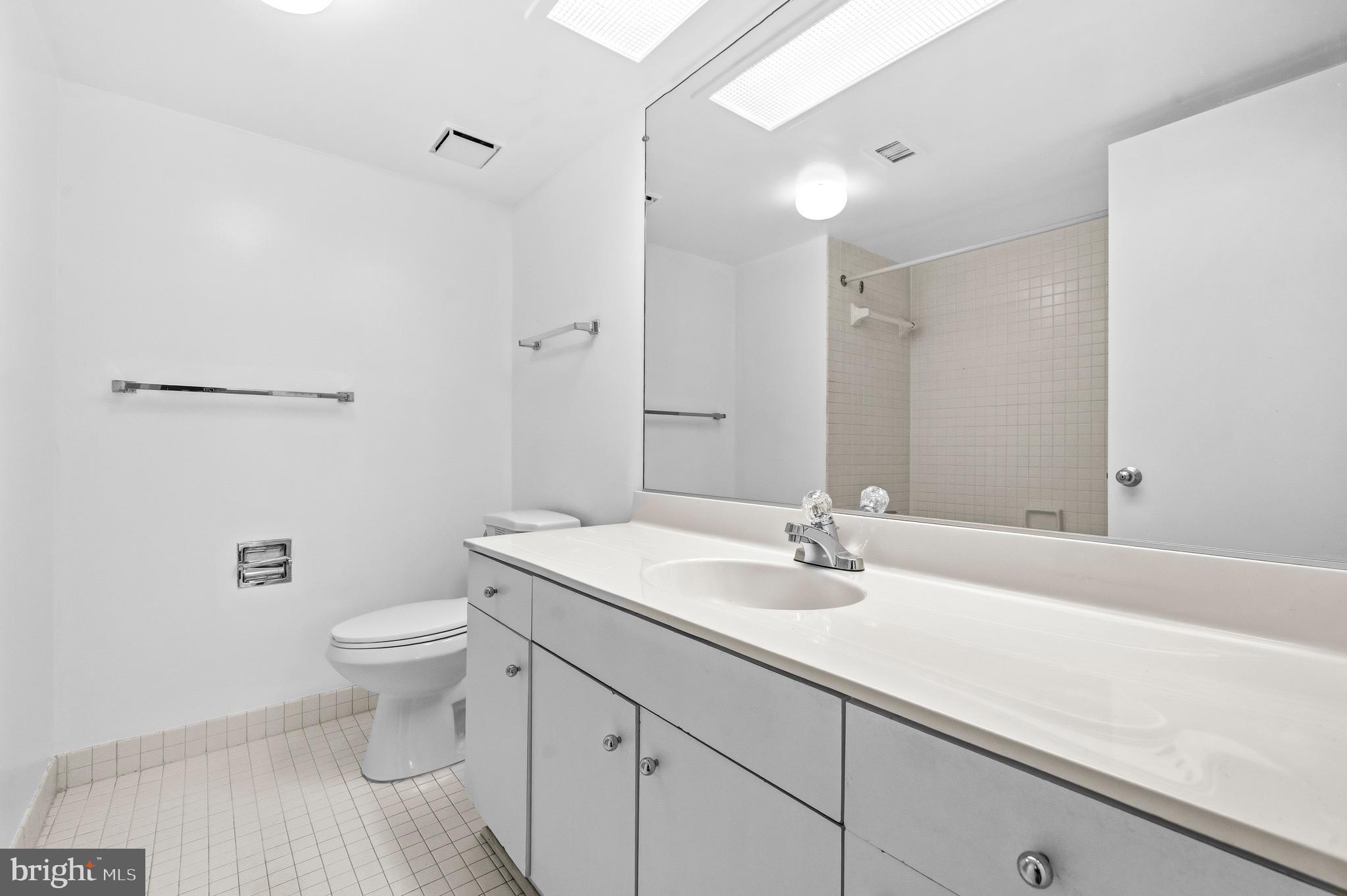 5501 Seminary Road, Unit 111S Falls Church, VA 22041 - Photo 20 of 36 Gallery Image 20