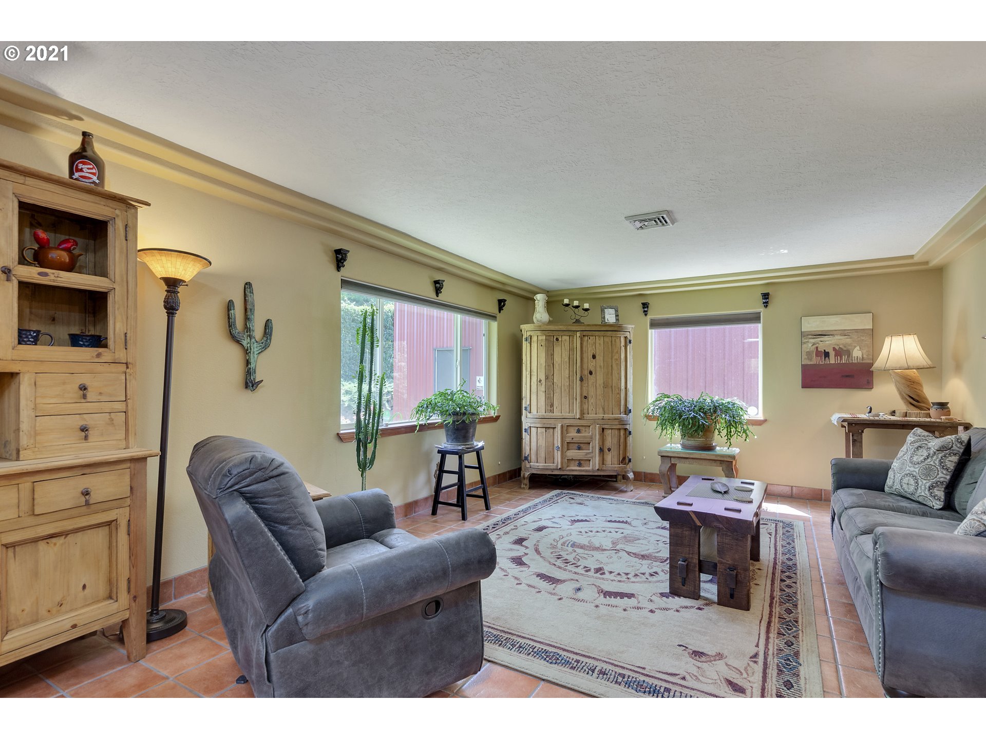 715 Aplin Road White Salmon, WA 98672 - Photo 11 of 27 Gallery Image 11