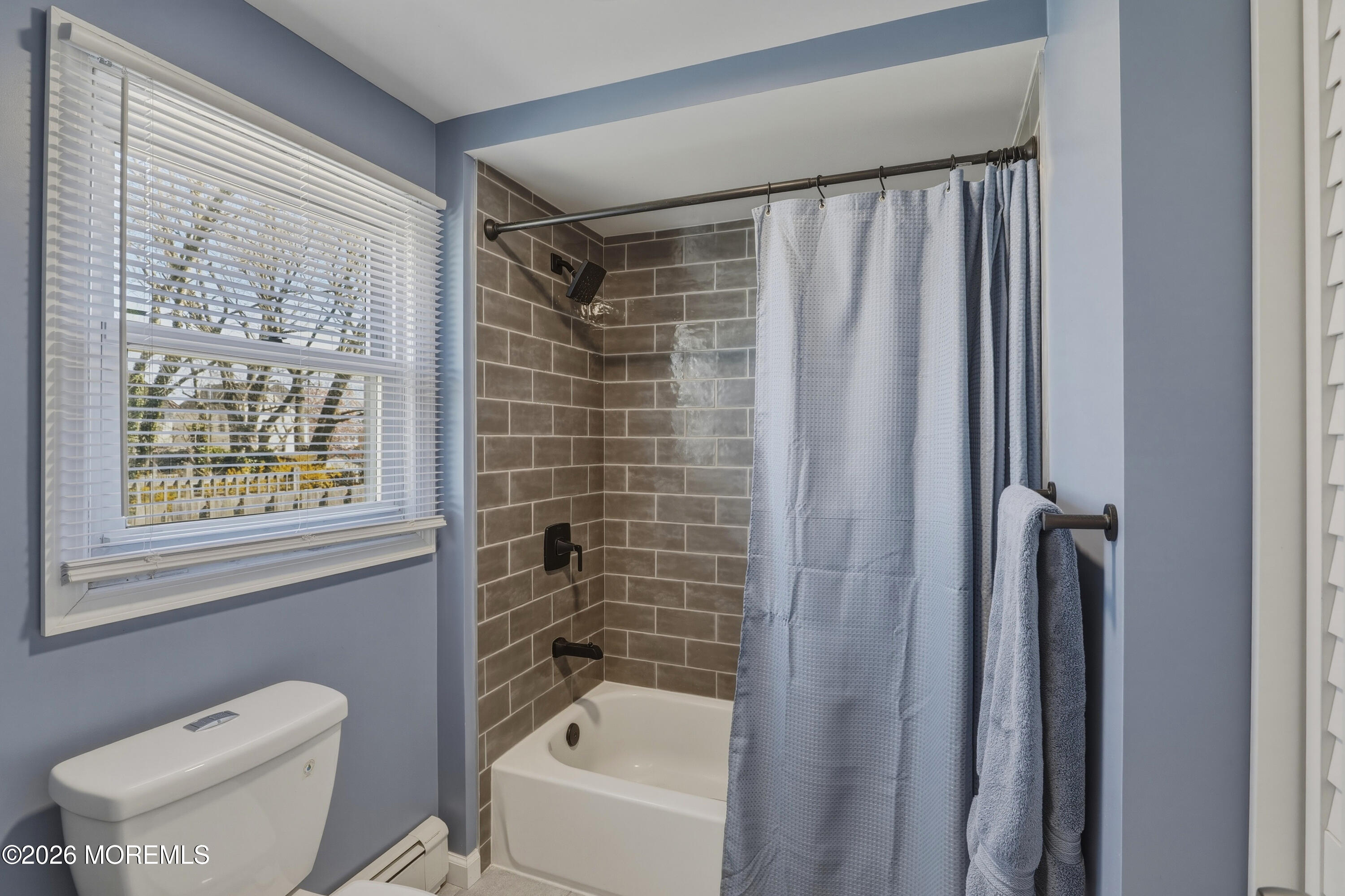 578 High Street Long Branch, NJ 07740 - Photo 14 of 37 a bathroom with a toilet and a shower