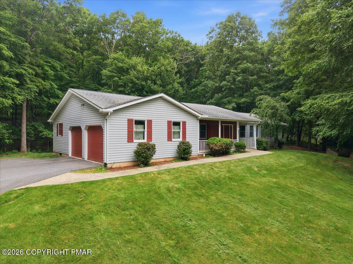 209 Foothill Boulevard Effort, PA 18330 - Photo 4 of 61 03-047_dji_fly_20260709_091702_0661_1783