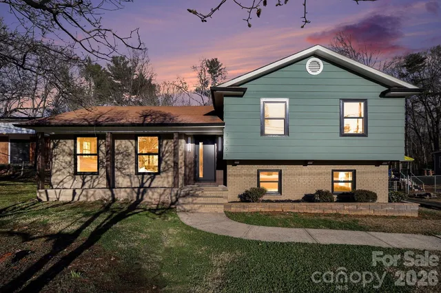 $435,000 | 7651 Briardale Drive, Charlotte, NC 28212
