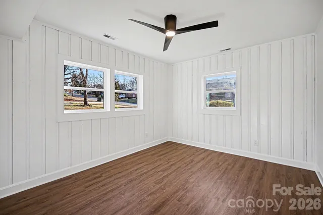 $435,000 | 7651 Briardale Drive, Charlotte, NC 28212