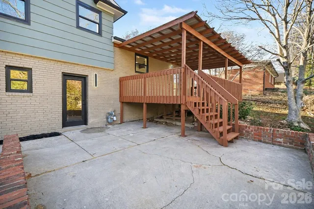 $435,000 | 7651 Briardale Drive, Charlotte, NC 28212