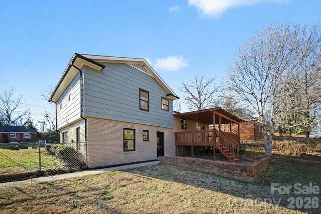 $435,000 | 7651 Briardale Drive, Charlotte, NC 28212