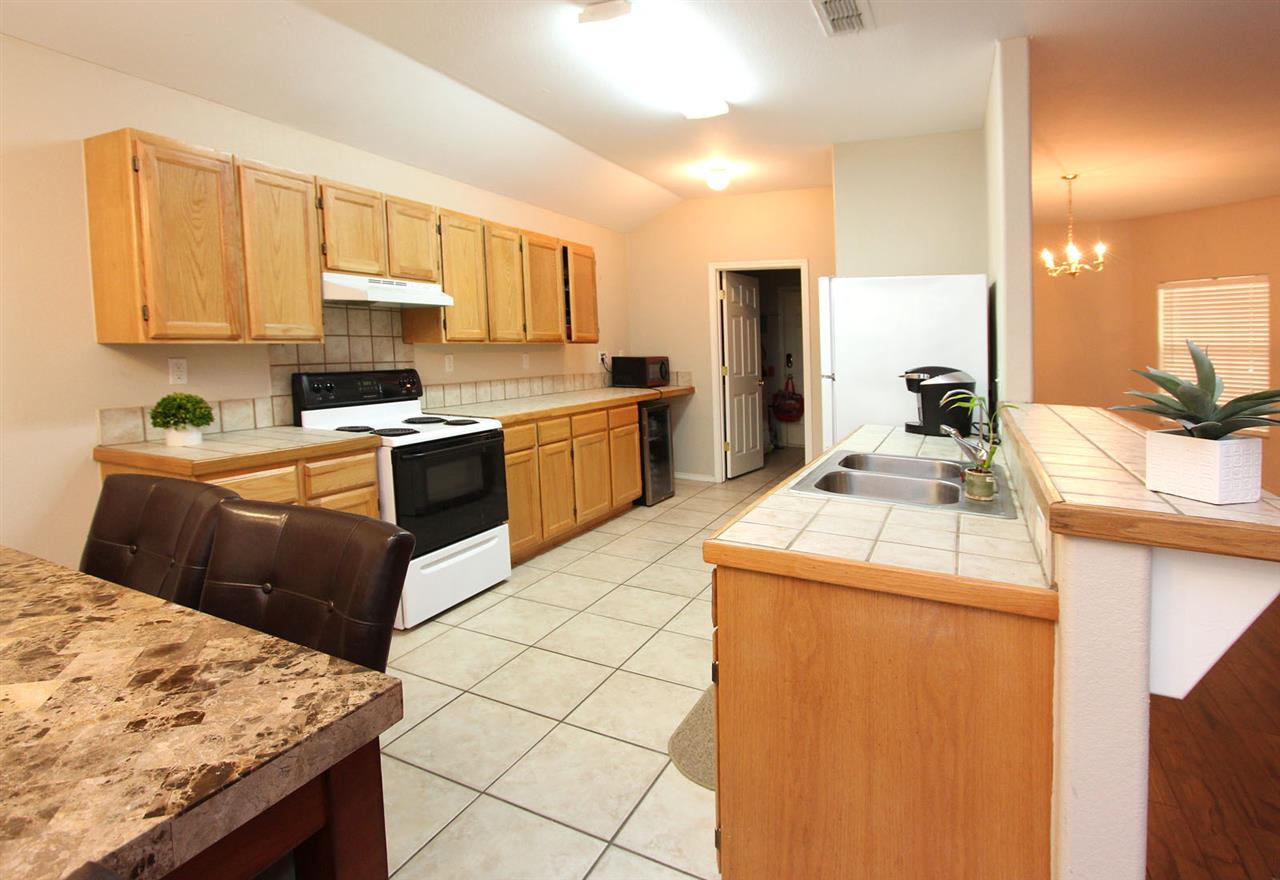 2036 Lima Loop Laredo, TX 78045 - Photo 3 of 8 Gallery Image 3