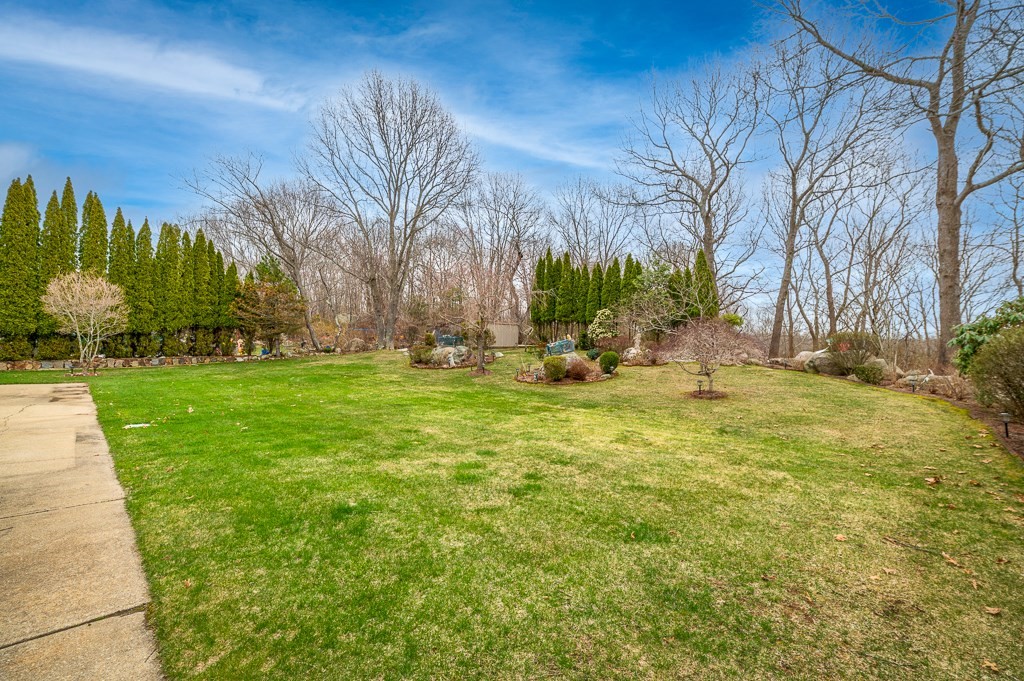 35 Reservoir Road Gloucester, MA 01930 - Photo 11 of 39