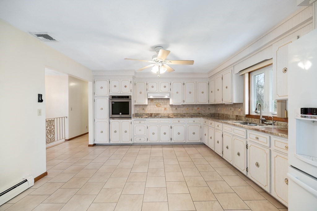 35 Reservoir Road Gloucester, MA 01930 - Photo 18 of 39