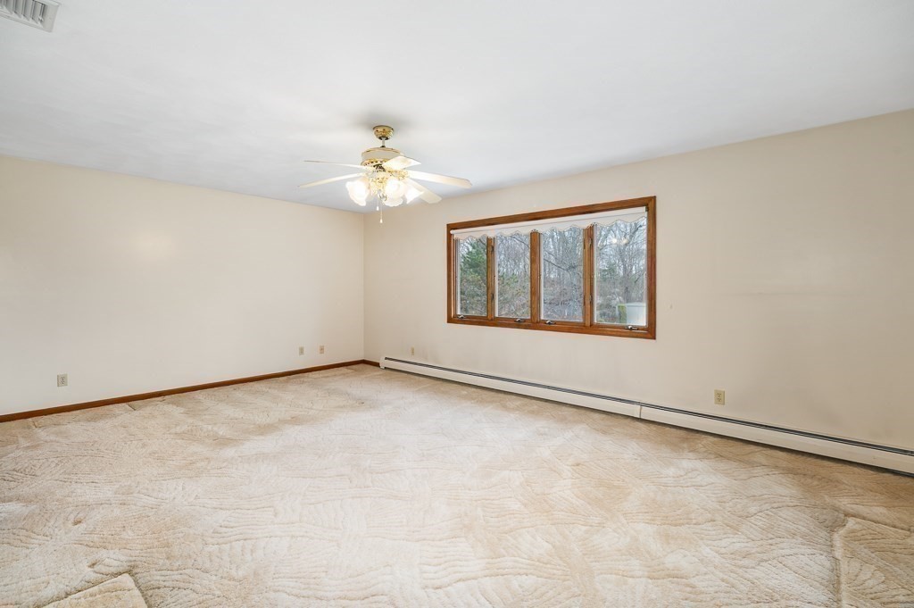 35 Reservoir Road Gloucester, MA 01930 - Photo 23 of 39