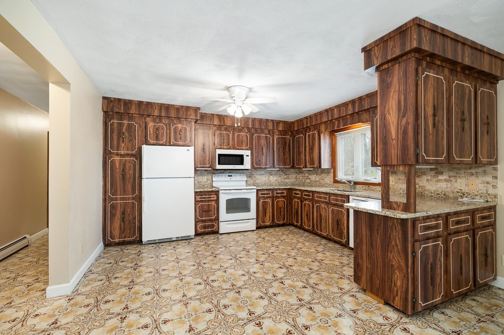 35 Reservoir Road Gloucester, MA 01930 - Photo 30 of 39