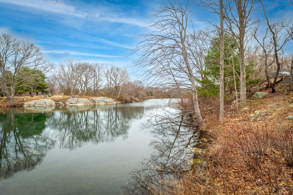 35 Reservoir Road Gloucester, MA 01930 - Photo 38 of 39