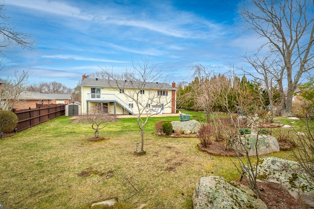 35 Reservoir Road Gloucester, MA 01930 - Photo 6 of 39