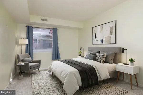$214,999 | 2302 Heather Court, Unit 2302, Wilmington, DE 19809