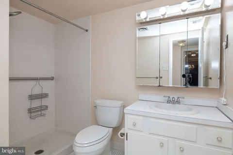 $214,999 | 2302 Heather Court, Unit 2302, Wilmington, DE 19809