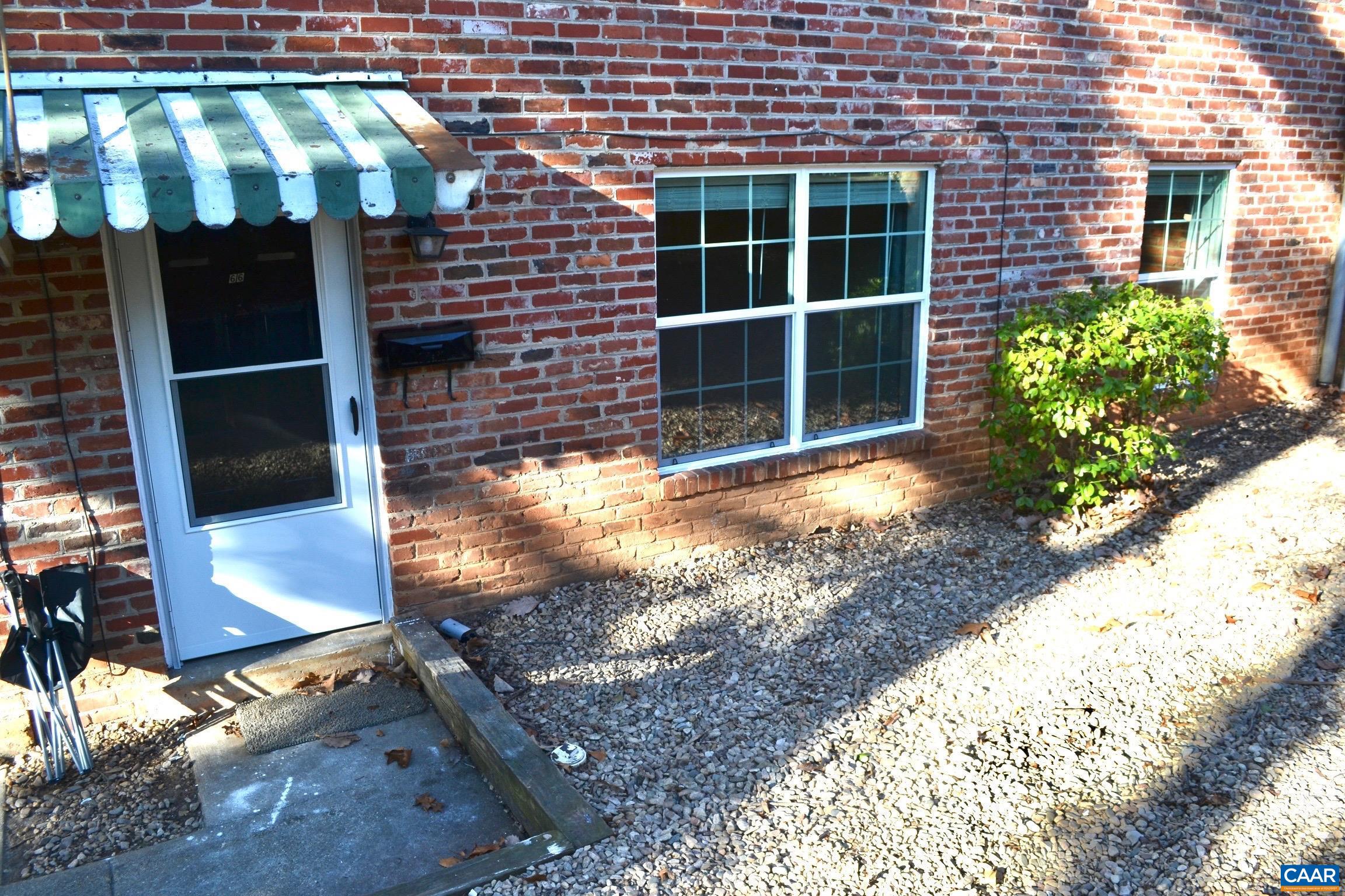 2517 Hydraulic Road, Unit 66 Charlottesville, VA 22901 - Photo 3 of 27 Unit 66 2517 Hydraulic Rd