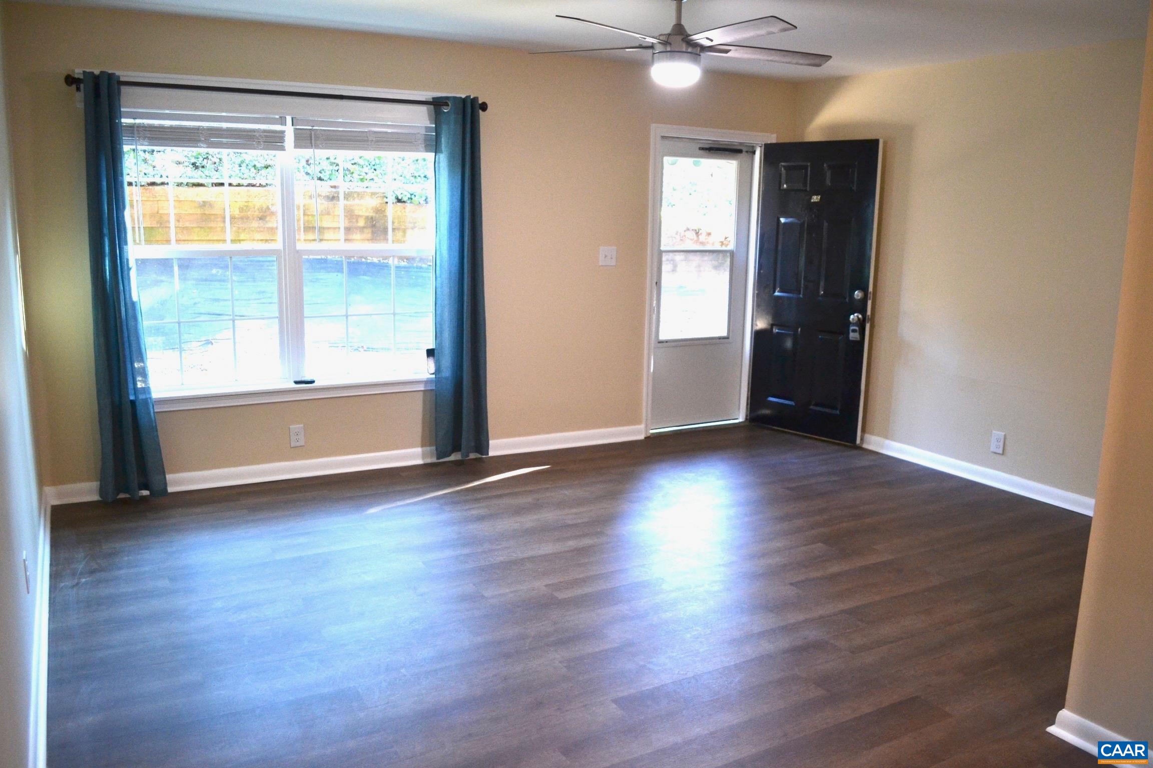 2517 Hydraulic Road, Unit 66 Charlottesville, VA 22901 - Photo 4 of 27