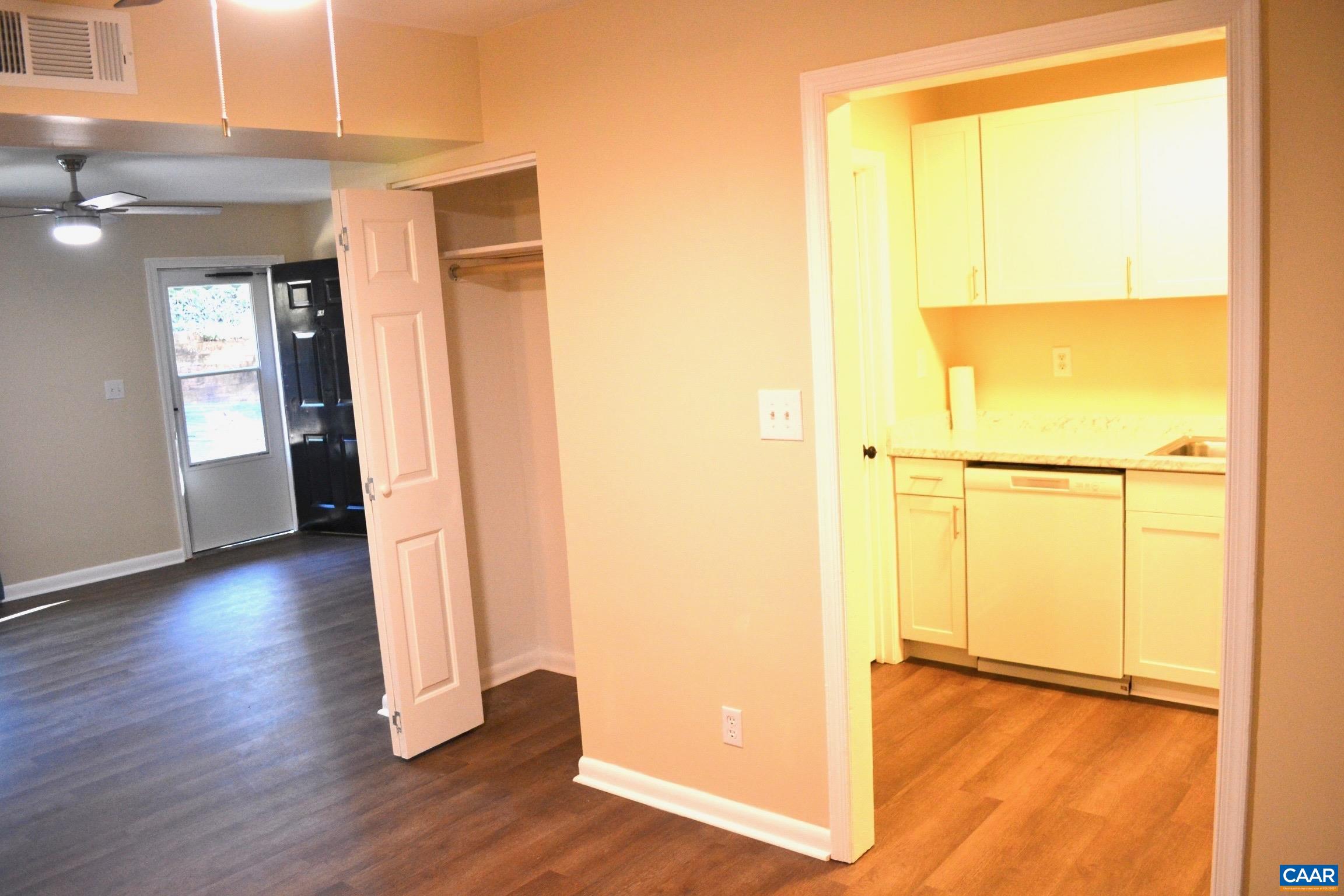 2517 Hydraulic Road, Unit 66 Charlottesville, VA 22901 - Photo 8 of 27