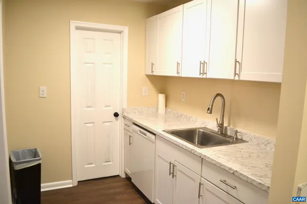 a close view of sink and tap