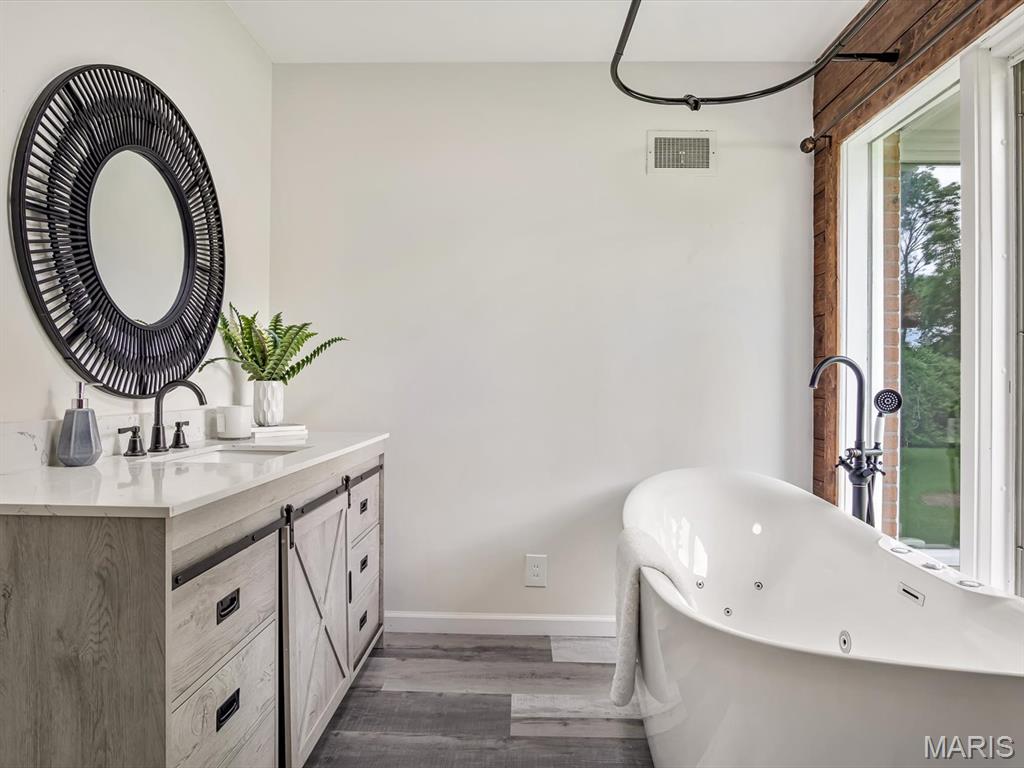 68 Carnation Drive Belleville, IL 62221 - Photo 15 of 31