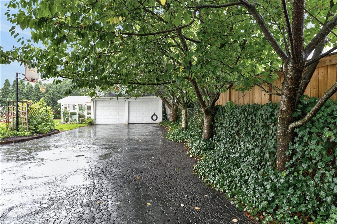 3578 Culver Road Irondequoit, NY 14622 - Photo 6 of 45 Gallery Image 6