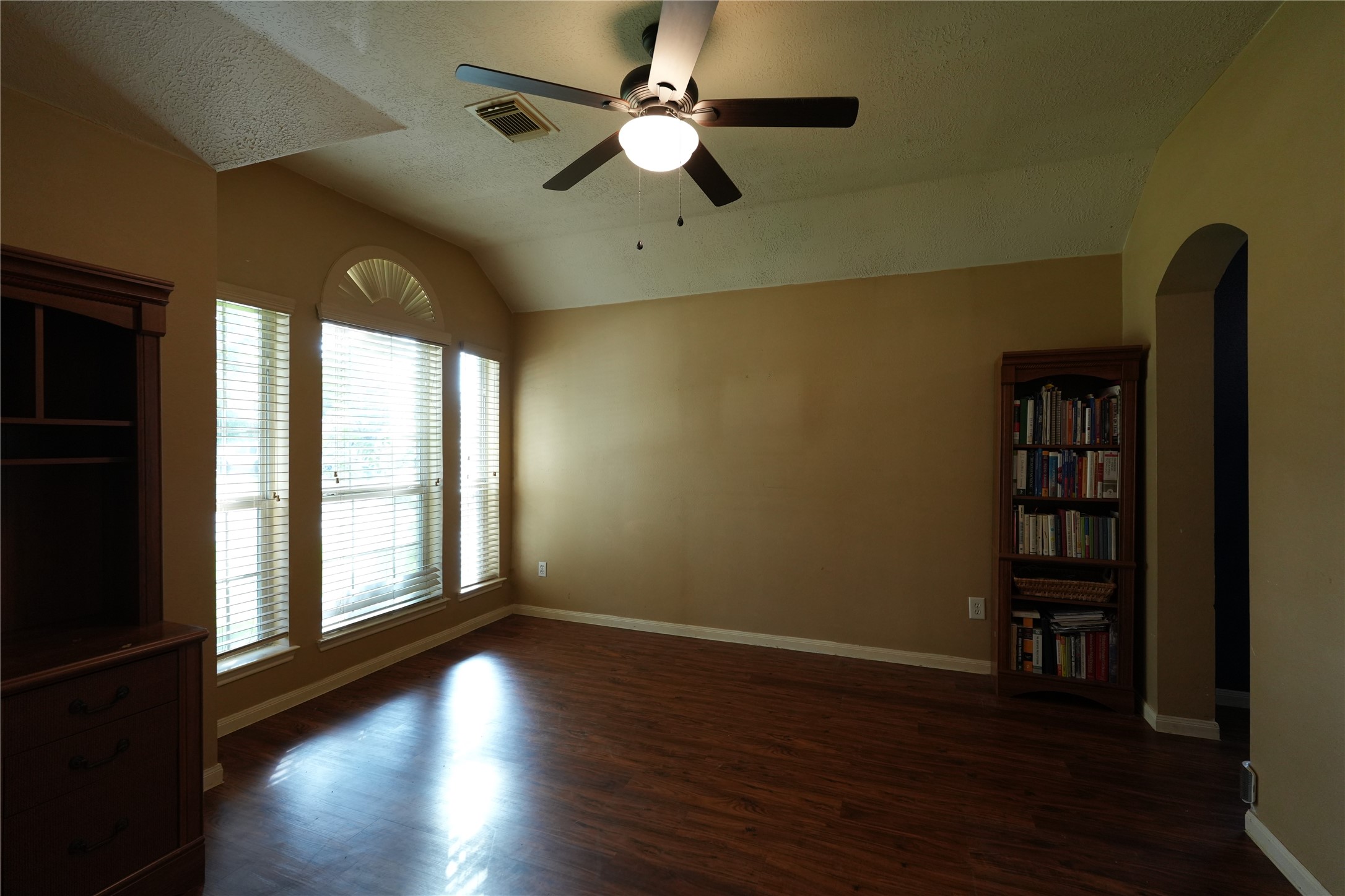 20606 Spring Mission Lane Spring, TX 77388 - Photo 8 of 42